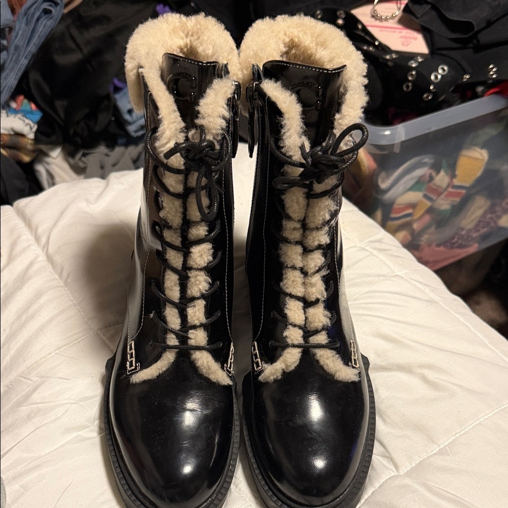 COACH womens Leighton Shearling Bootie SZ 9.5